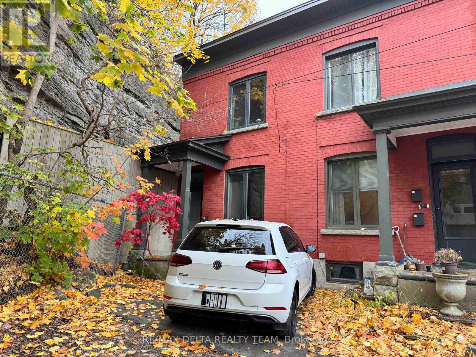 27 PERKINS STREET, Ottawa, Ontario