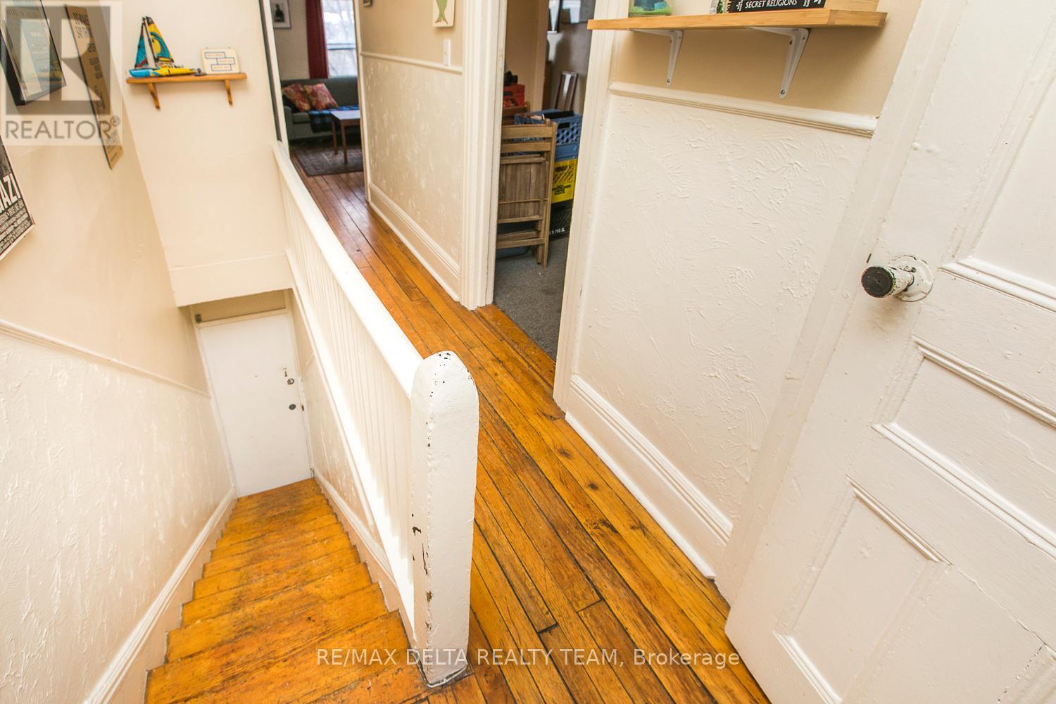 27 Perkins Street, Ottawa, Ontario  K1R 7G4 - Photo 15 - X12838750