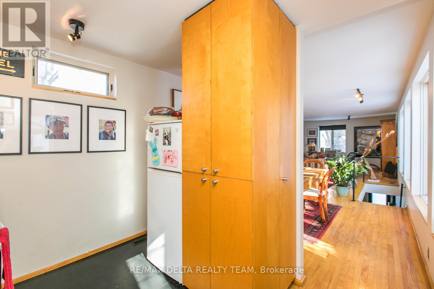 27 Perkins Street, Ottawa, Ontario  K1R 7G4 - Photo 27 - X12838750