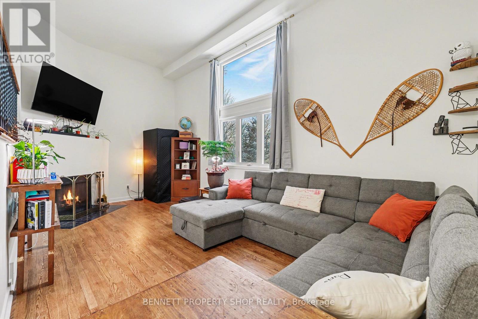 18 - 3205 Uplands Drive, Ottawa, Ontario  K1V 9T3 - Photo 2 - X12838798