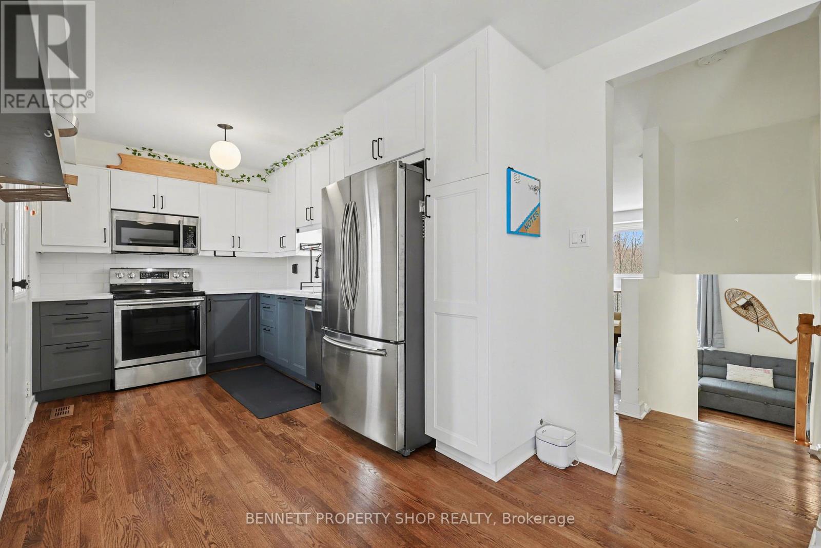 18 - 3205 Uplands Drive, Ottawa, Ontario  K1V 9T3 - Photo 7 - X12838798