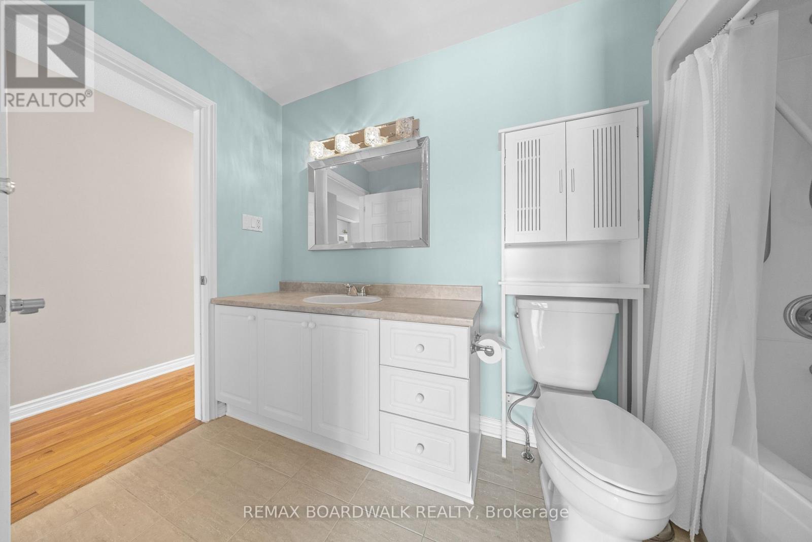 1 Weaver Crescent, Ottawa, Ontario  K2K 3E1 - Photo 15 - X12838850