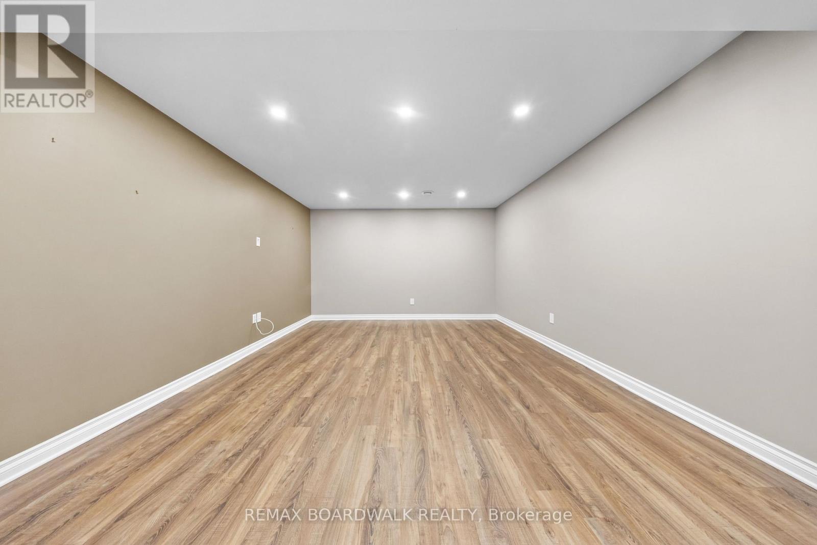 1 Weaver Crescent, Ottawa, Ontario  K2K 3E1 - Photo 34 - X12838850