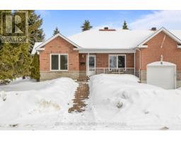 1 WEAVER CRESCENT, Ottawa, Ontario
