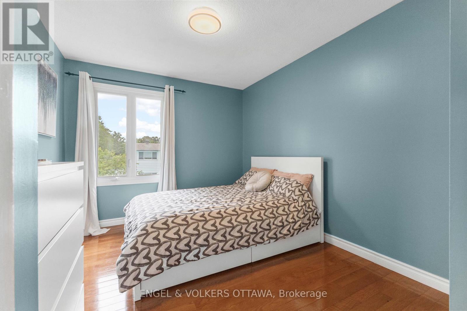 97 Queensline Drive, Ottawa, Ontario  K2H 7J6 - Photo 23 - X12838856