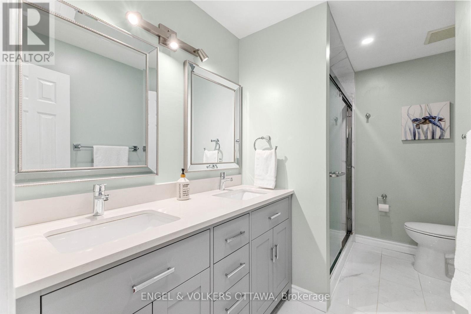 97 Queensline Drive, Ottawa, Ontario  K2H 7J6 - Photo 24 - X12838856