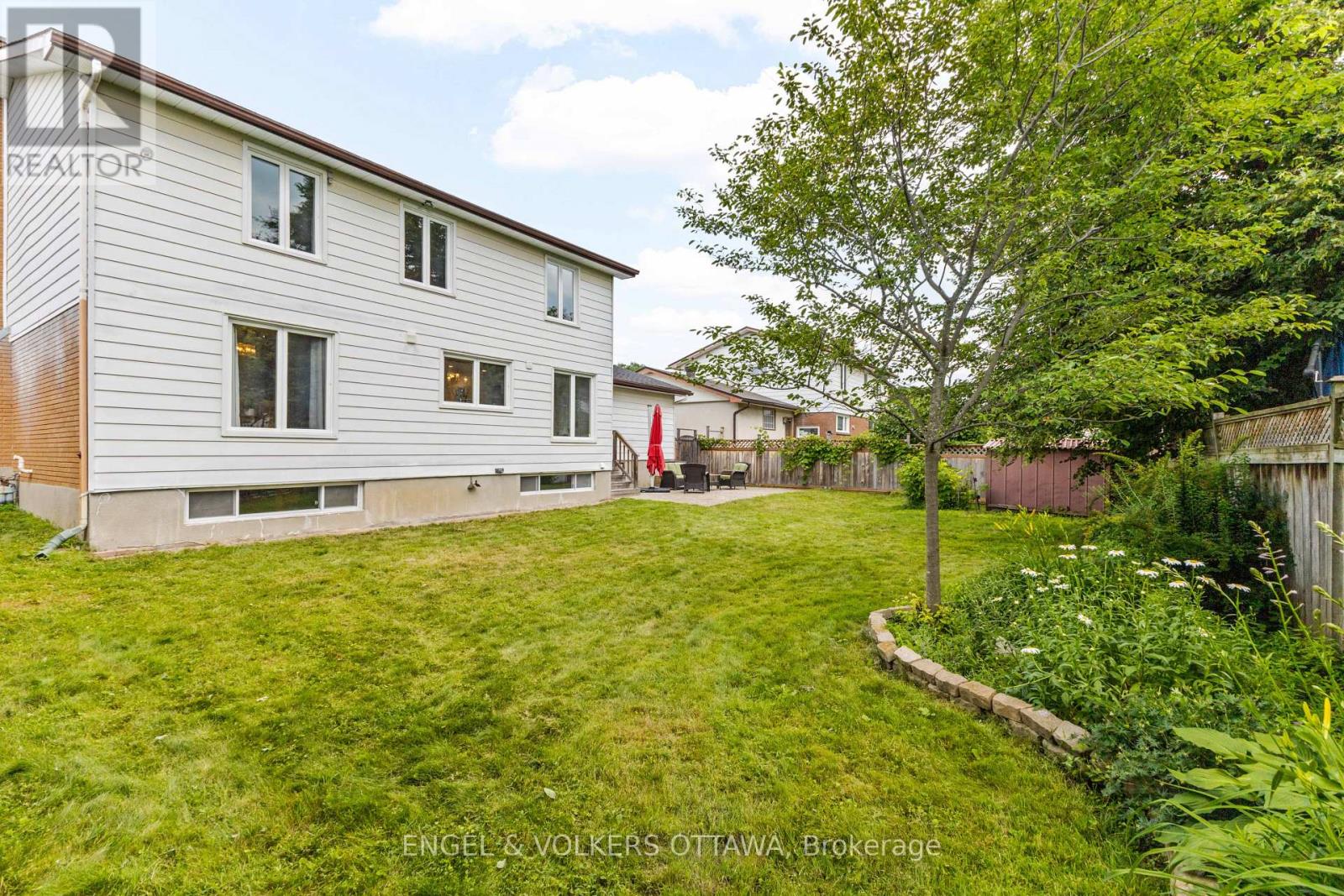 97 Queensline Drive, Ottawa, Ontario  K2H 7J6 - Photo 31 - X12838856