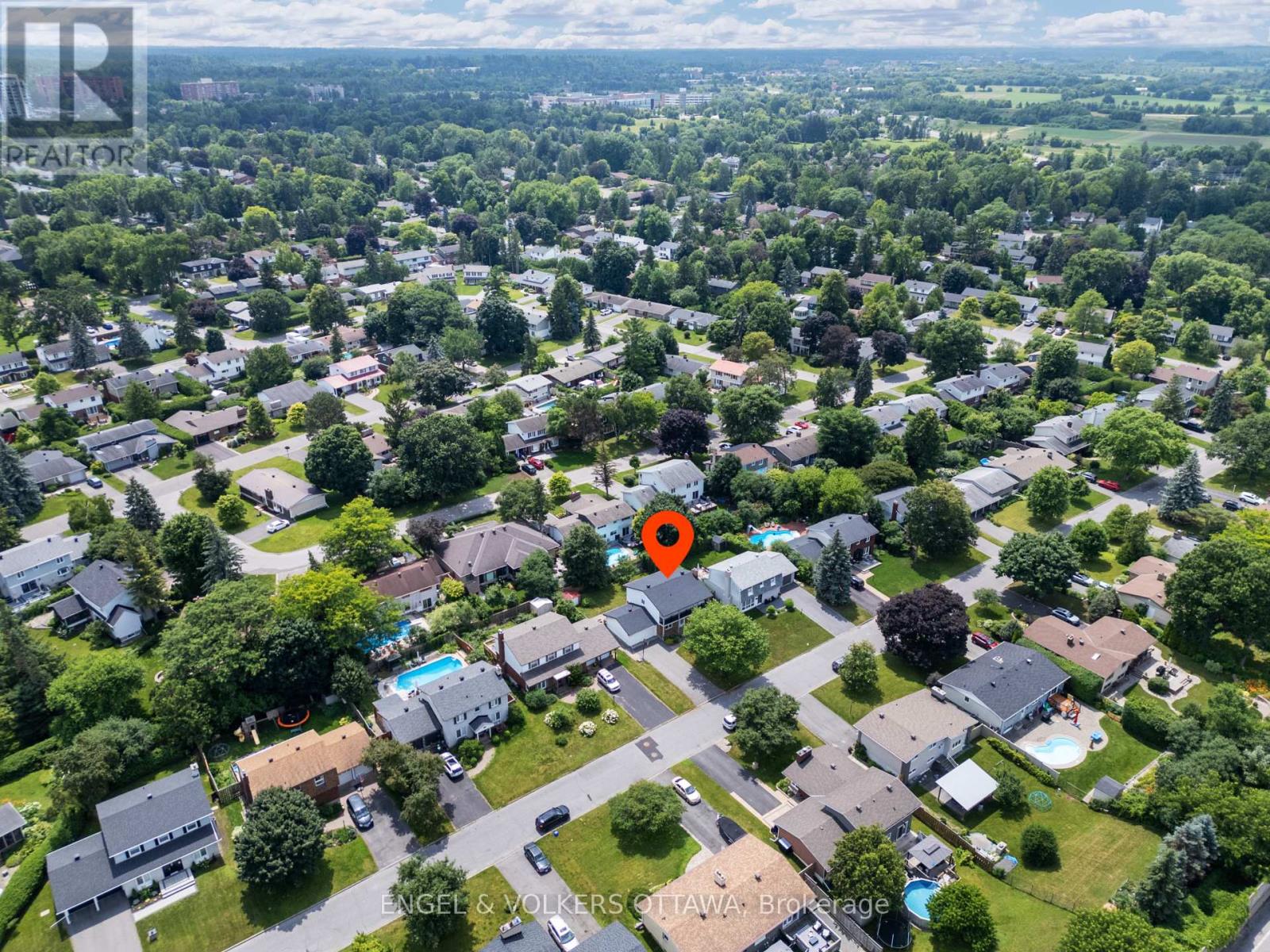 97 Queensline Drive, Ottawa, Ontario  K2H 7J6 - Photo 33 - X12838856