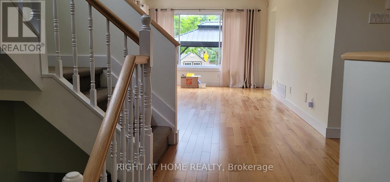 7 Covington Place, Ottawa, Ontario  K2G 6B3 - Photo 5 - X12838896