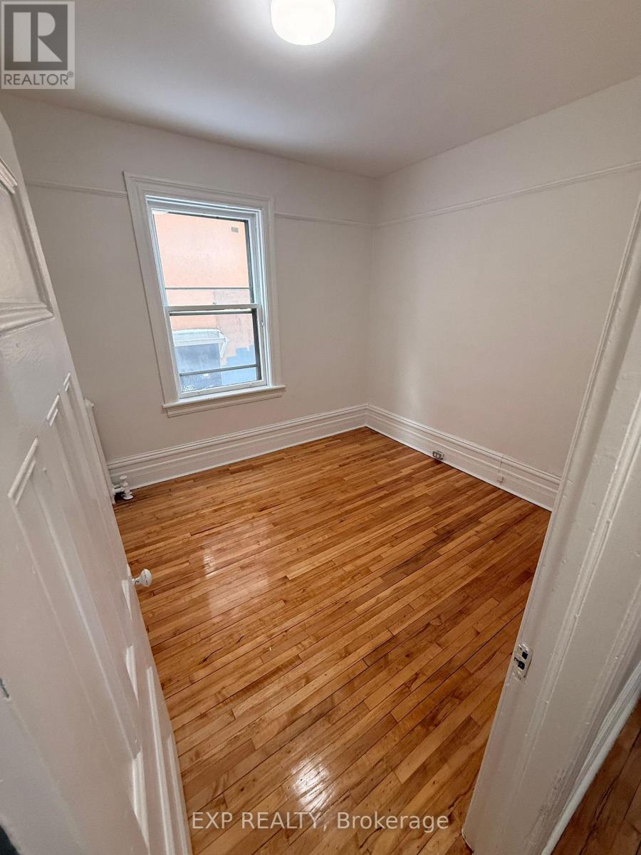 366 Frank Street, Ottawa, Ontario  K2P 0Y1 - Photo 7 - X12838914