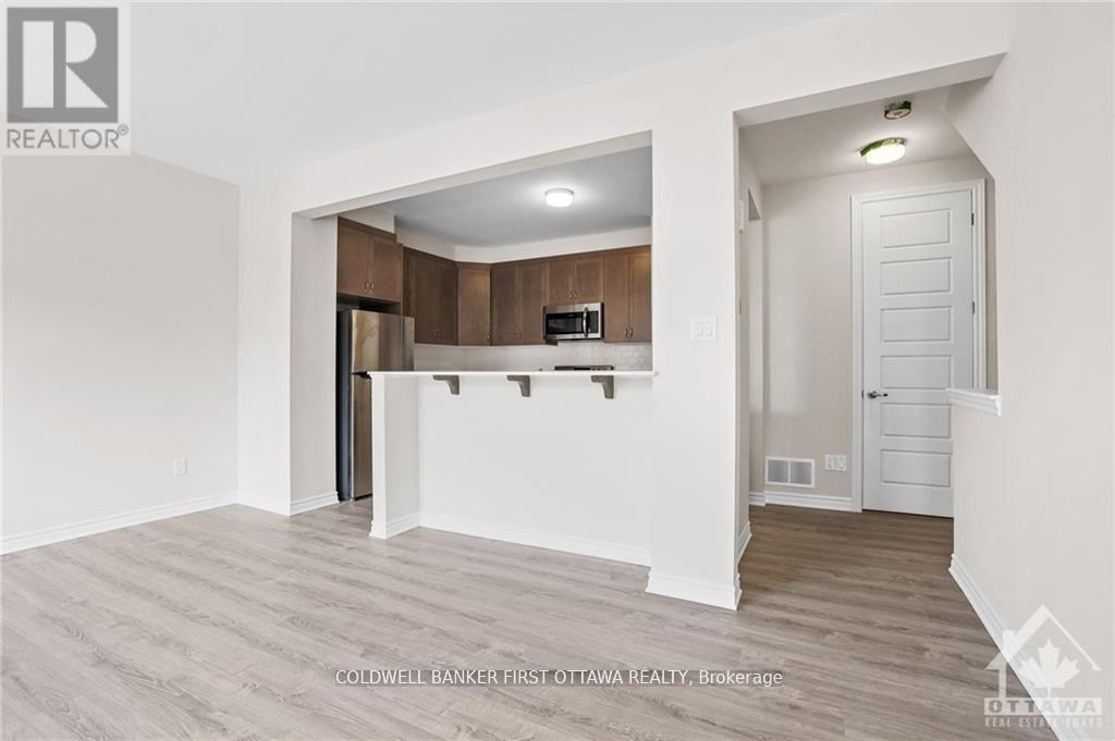 78 Ballinora Lane, Ottawa, Ontario  K2S 2Z6 - Photo 8 - X12838928