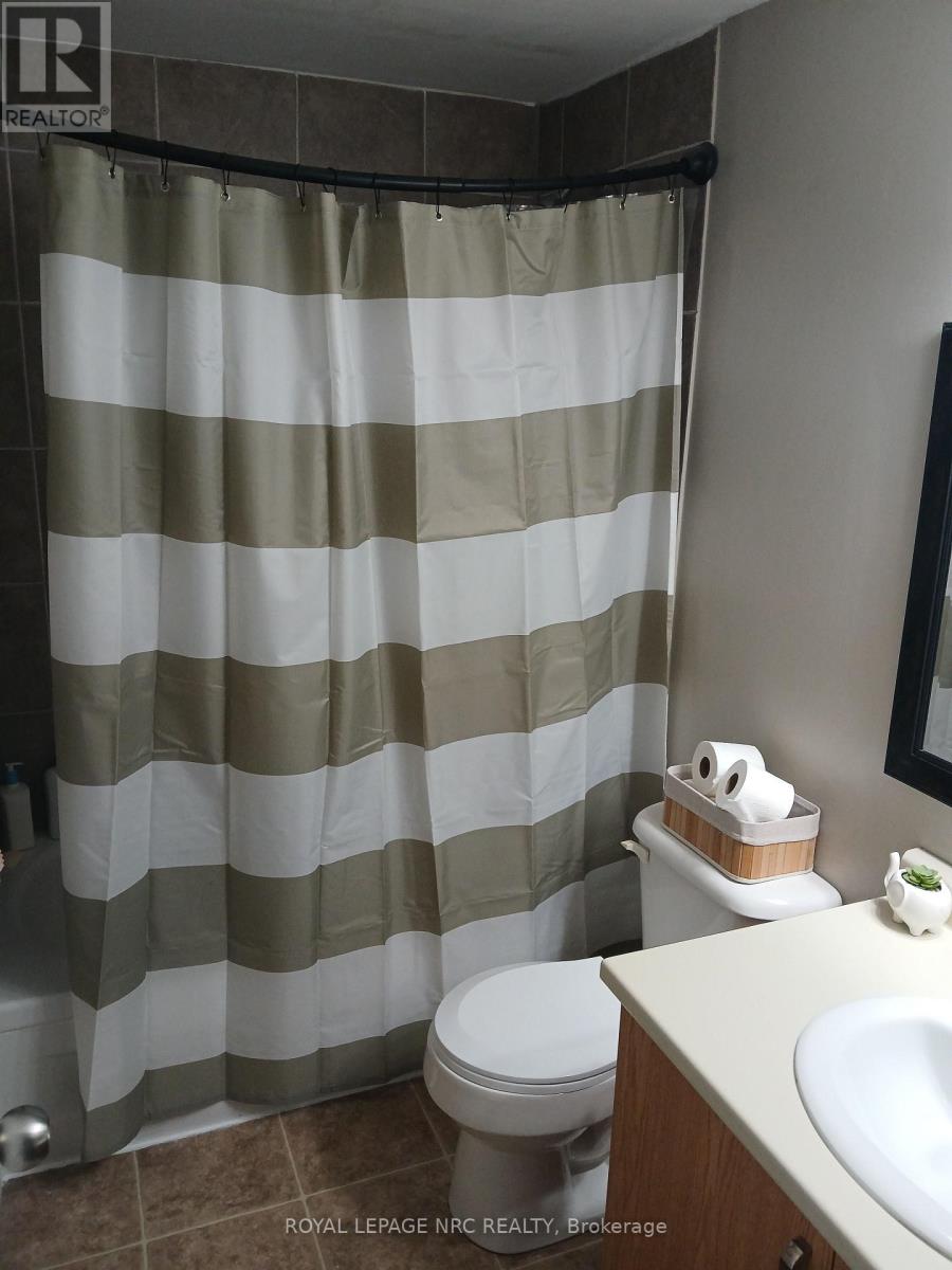 31 - 302 Vine Street, St. Catharines, Ontario  L2M 7M6 - Photo 7 - X12838892