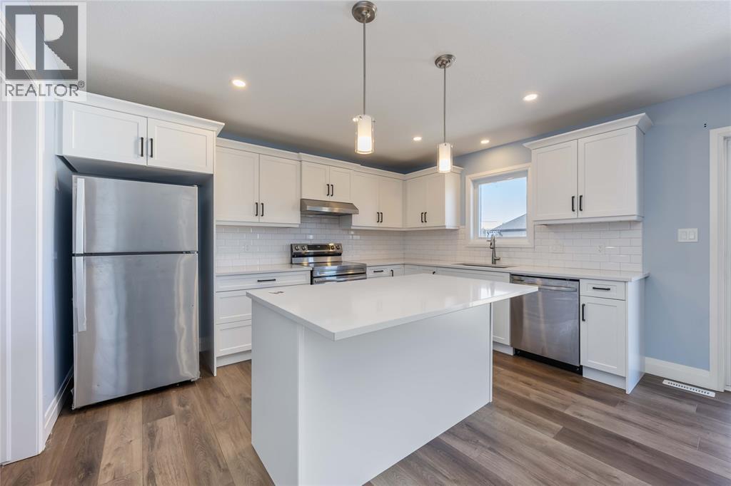 655 Ketter Way, Plympton-Wyoming, Ontario  N0N 1T0 - Photo 12 - 26004366