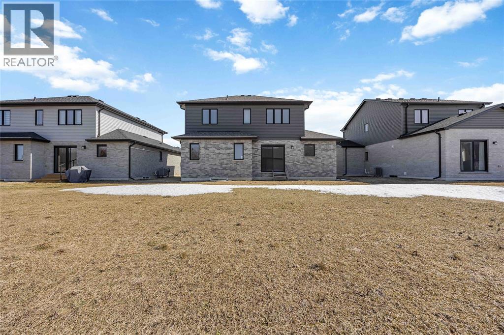 655 Ketter Way, Plympton-Wyoming, Ontario  N0N 1T0 - Photo 34 - 26004366