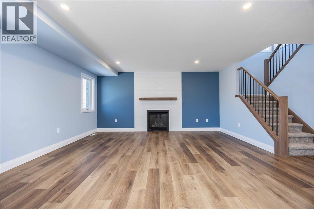 655 Ketter Way, Plympton-Wyoming, Ontario  N0N 1T0 - Photo 6 - 26004366