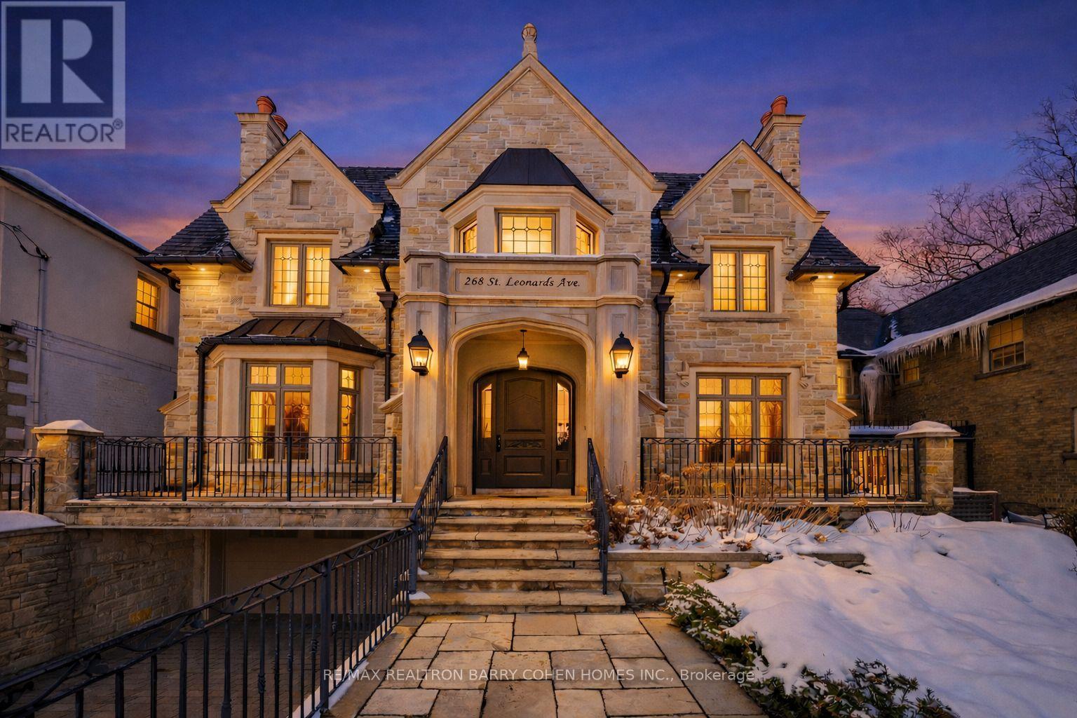 268 ST LEONARDS AVENUE, Toronto, Ontario