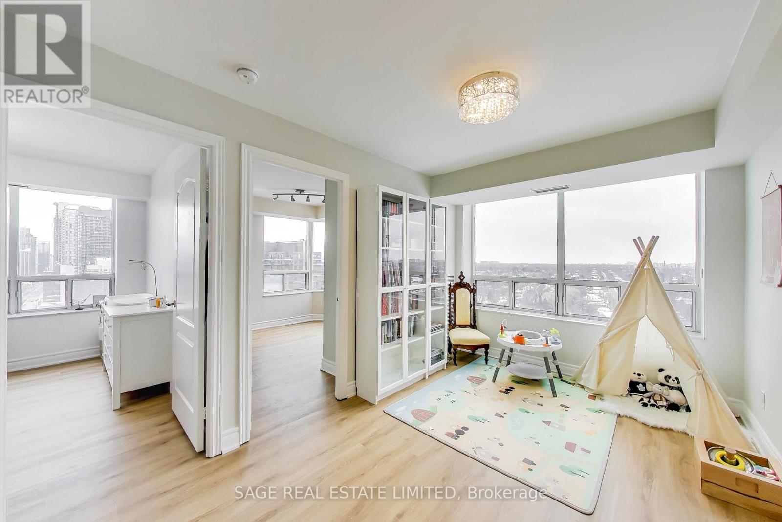 2105 - 5418 Yonge Street, Toronto, Ontario  M2N 6X4 - Photo 11 - C12838748