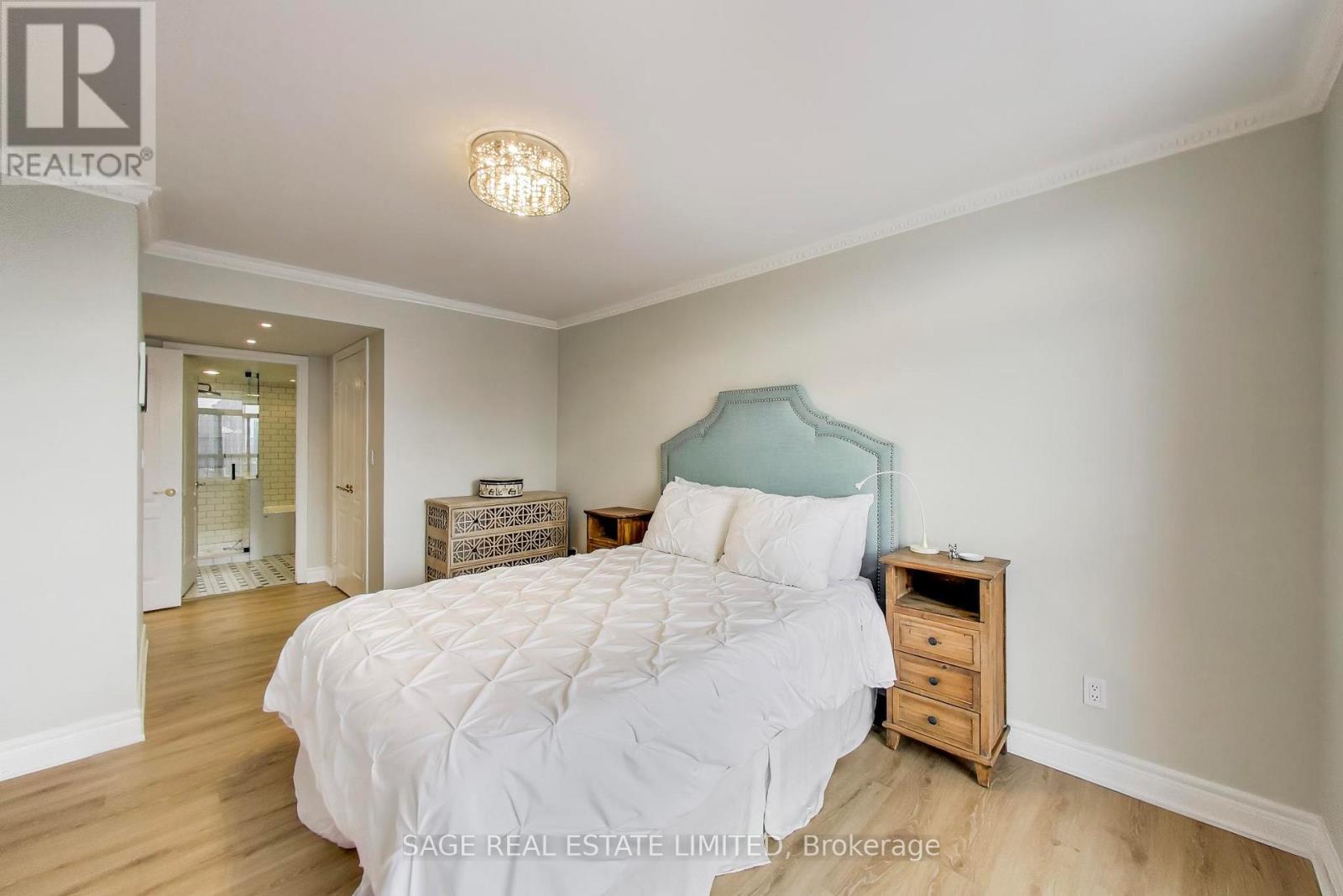 2105 - 5418 Yonge Street, Toronto, Ontario  M2N 6X4 - Photo 16 - C12838748