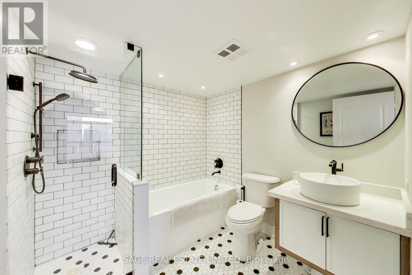 2105 - 5418 Yonge Street, Toronto, Ontario  M2N 6X4 - Photo 19 - C12838748