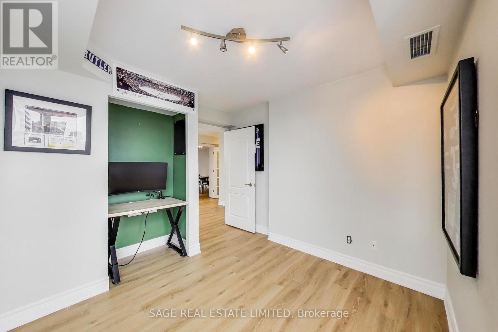 2105 - 5418 Yonge Street, Toronto, Ontario  M2N 6X4 - Photo 26 - C12838748