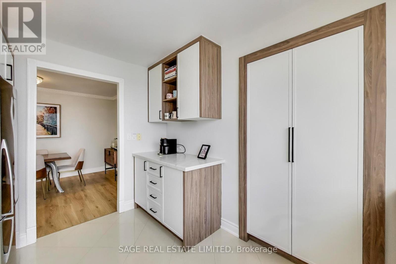 2105 - 5418 Yonge Street, Toronto, Ontario  M2N 6X4 - Photo 9 - C12838748