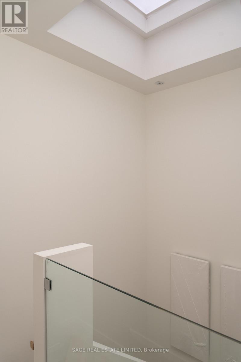 110b Palmerston Avenue, Toronto, Ontario  M6J 1J1 - Photo 24 - C12838764