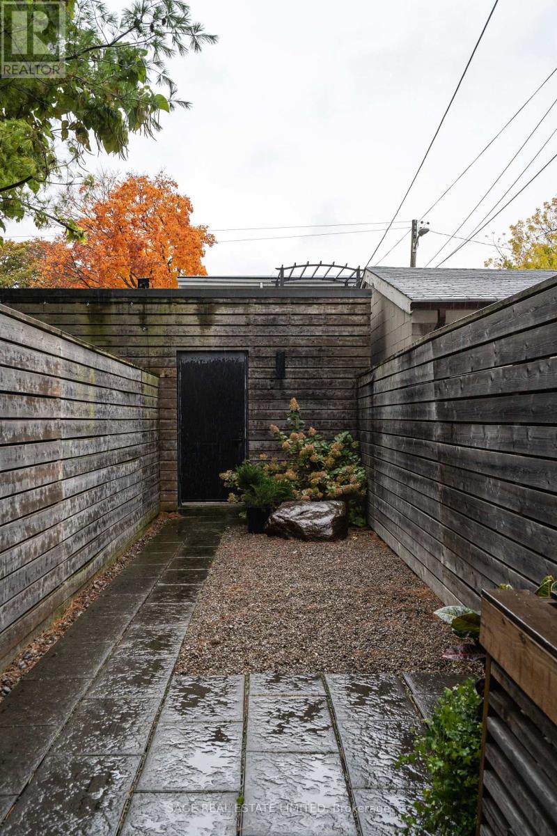 110b Palmerston Avenue, Toronto, Ontario  M6J 1J1 - Photo 45 - C12838764