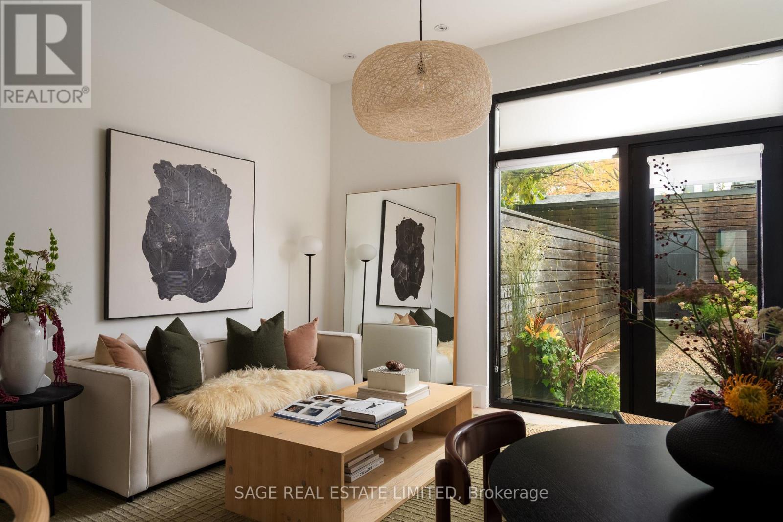 110b Palmerston Avenue, Toronto, Ontario  M6J 1J1 - Photo 6 - C12838764