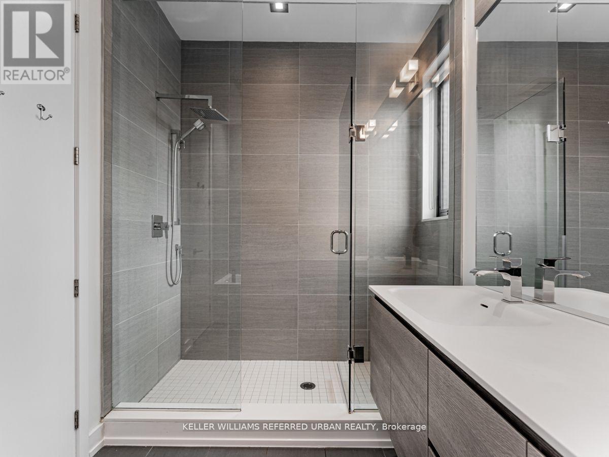 33 Achtman Lane, Toronto, Ontario  M6G 4C5 - Photo 18 - C12838786