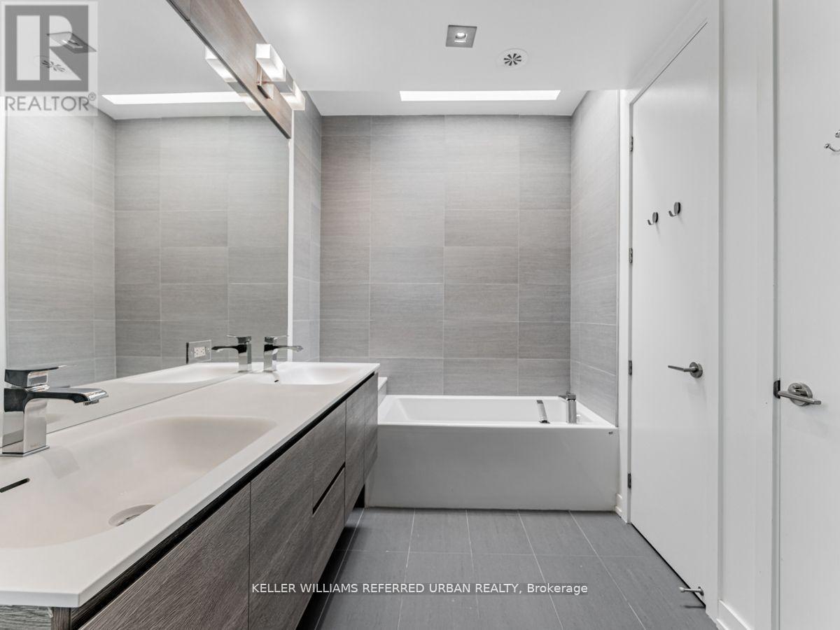 33 Achtman Lane, Toronto, Ontario  M6G 4C5 - Photo 19 - C12838786