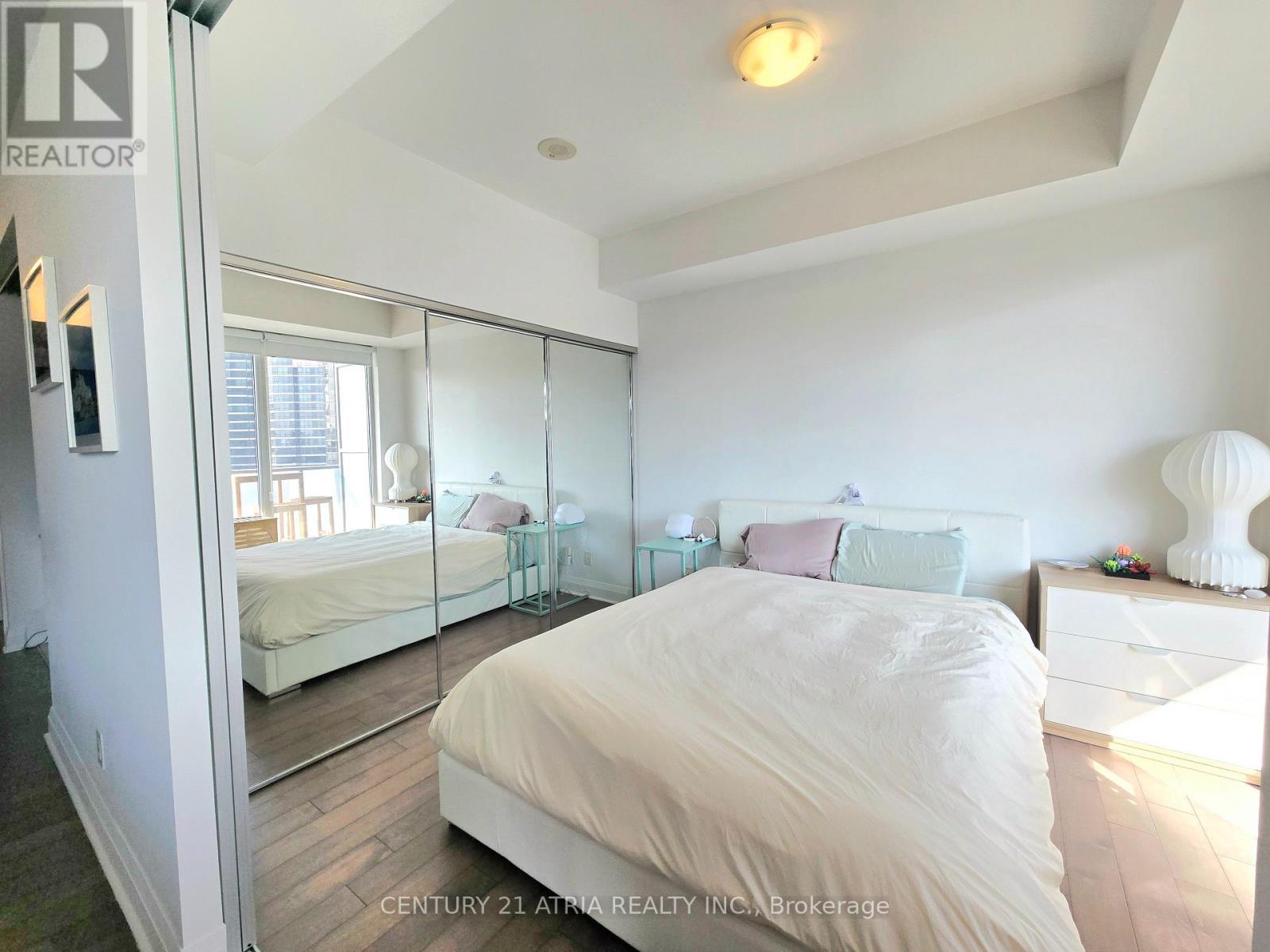 703 - 1080 Bay Street, Toronto, Ontario  M5S 0A5 - Photo 19 - C12838932