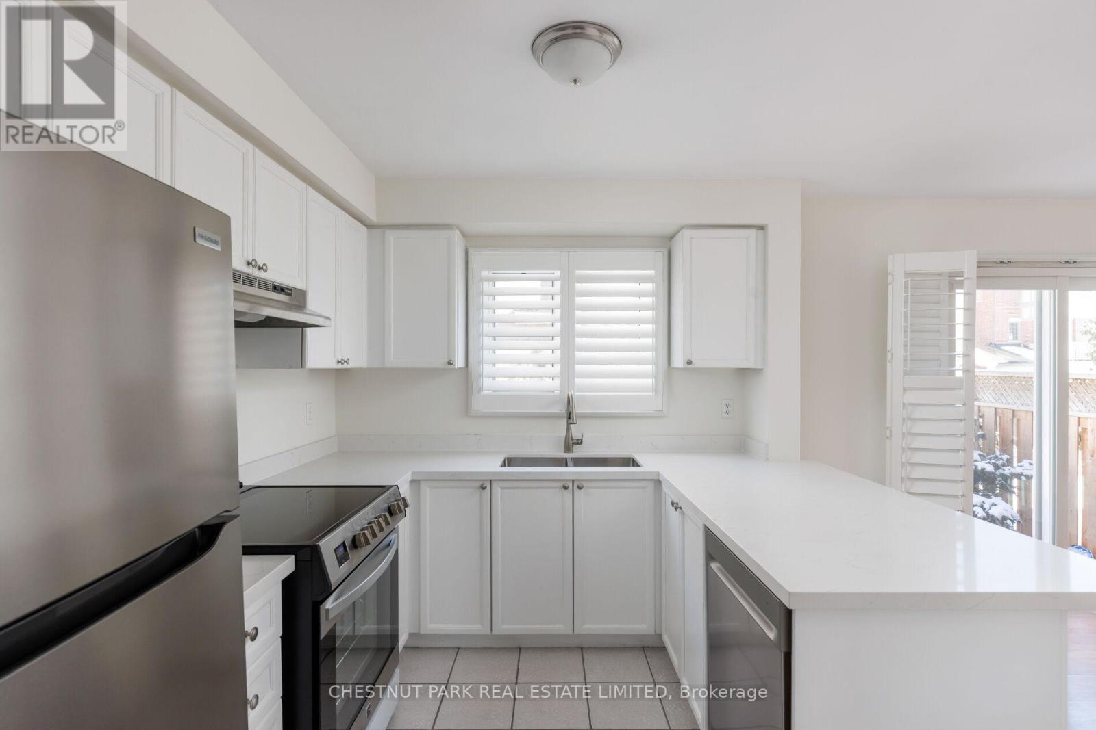 Th 3 - 6157 Kingston Road, Toronto, Ontario  M1C 4Z3 - Photo 15 - E12838666