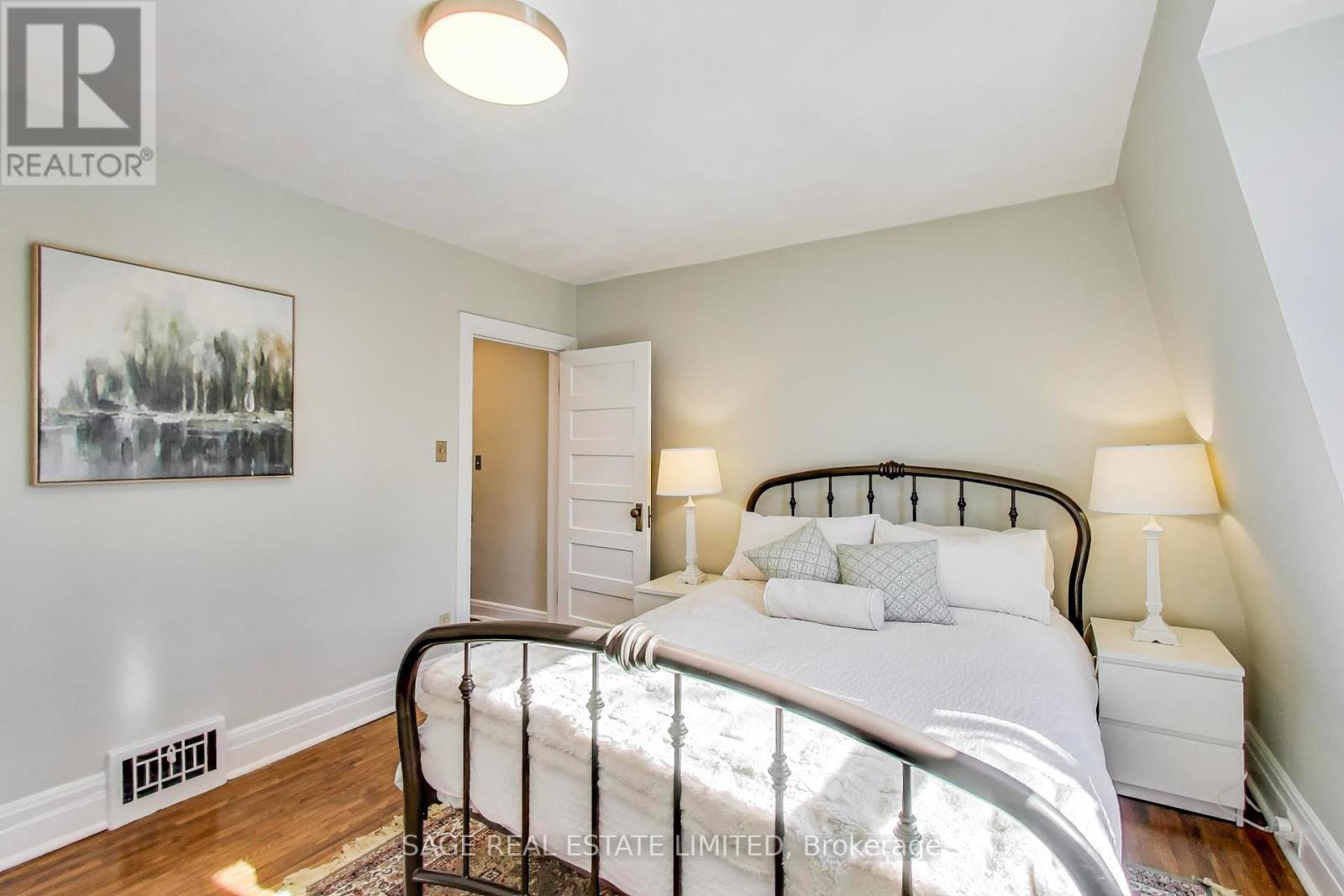 28 Aldwych Avenue, Toronto, Ontario  M4J 1X2 - Photo 14 - E12838678