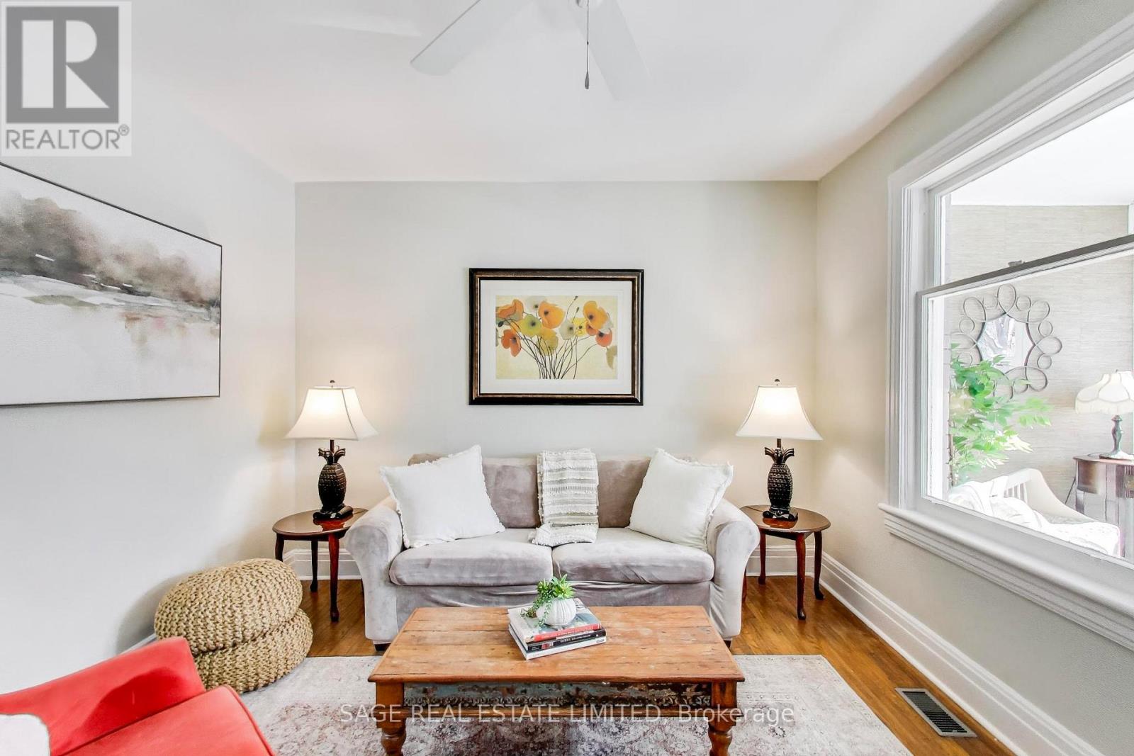 28 Aldwych Avenue, Toronto, Ontario  M4J 1X2 - Photo 4 - E12838678