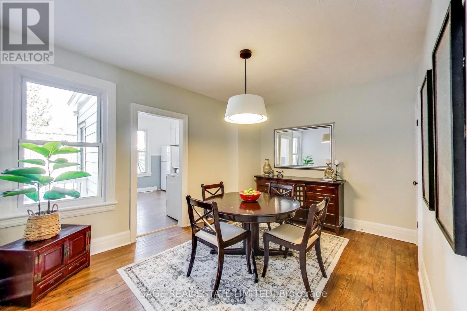 28 Aldwych Avenue, Toronto, Ontario  M4J 1X2 - Photo 6 - E12838678