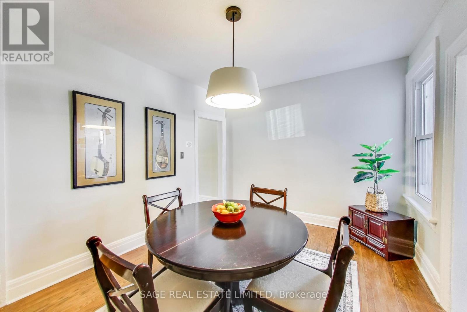 28 Aldwych Avenue, Toronto, Ontario  M4J 1X2 - Photo 8 - E12838678