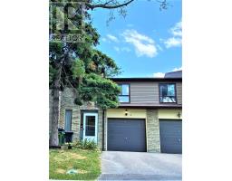 5 THUNDER GROVE, Toronto, Ontario