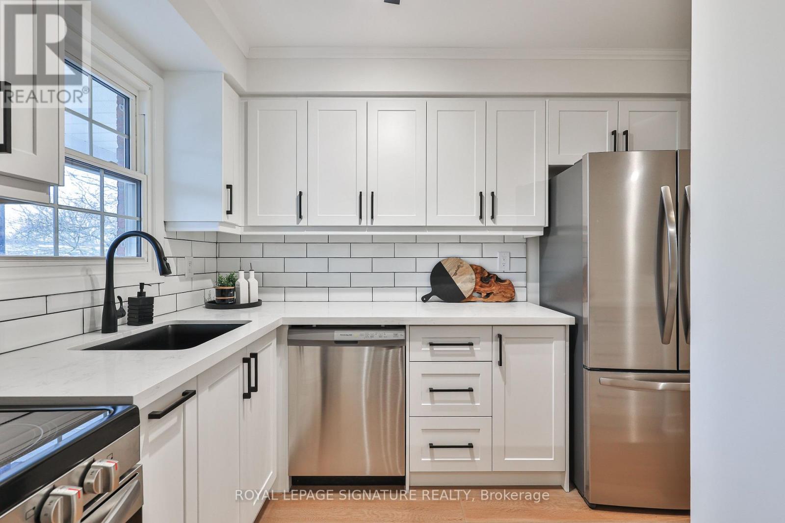 6 - 101 Glen Manor Drive, Toronto, Ontario  M4E 3V3 - Photo 5 - E12838796