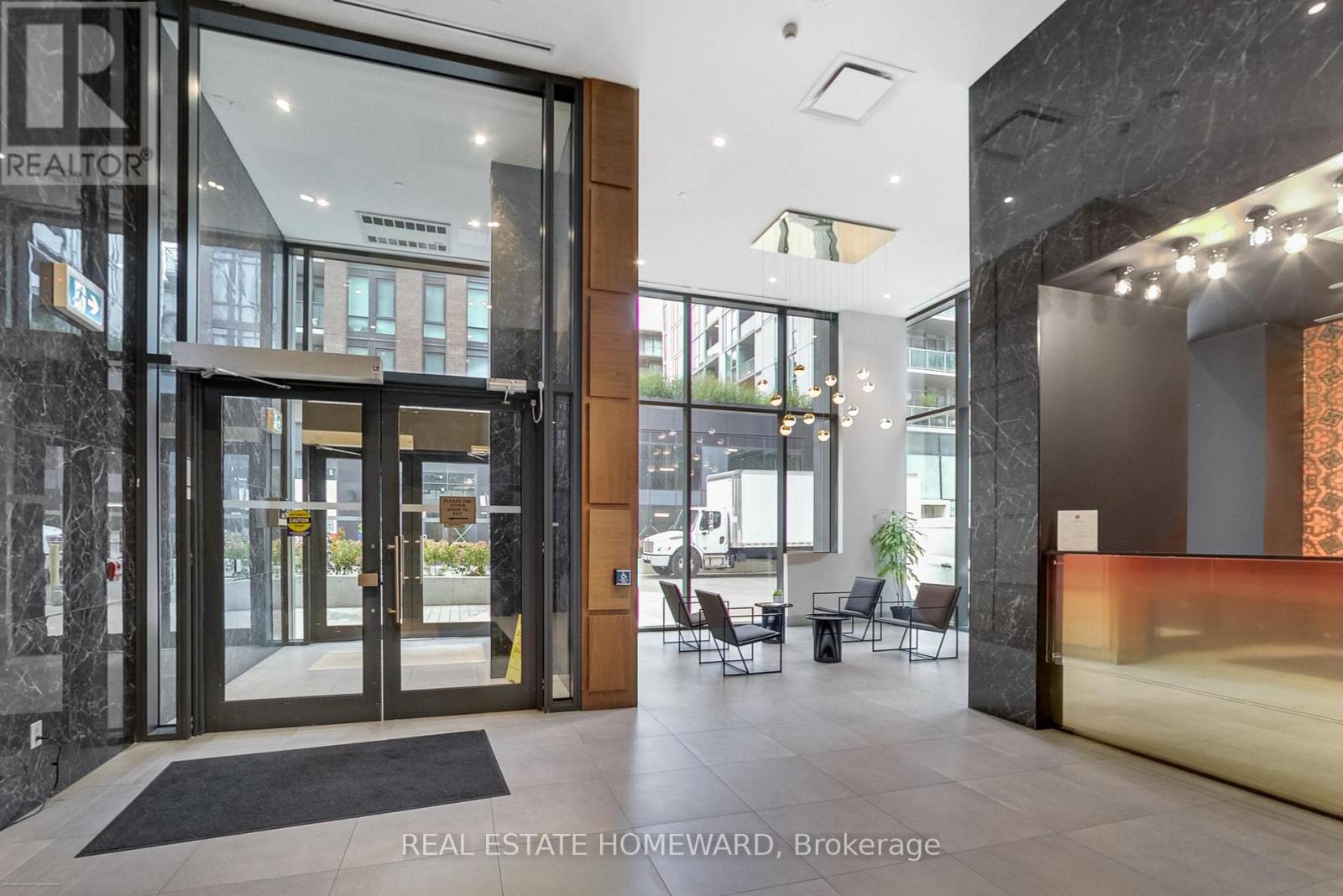 1113 - 30 Baseball Place, Toronto, Ontario  M4M 0E8 - Photo 2 - E12838832