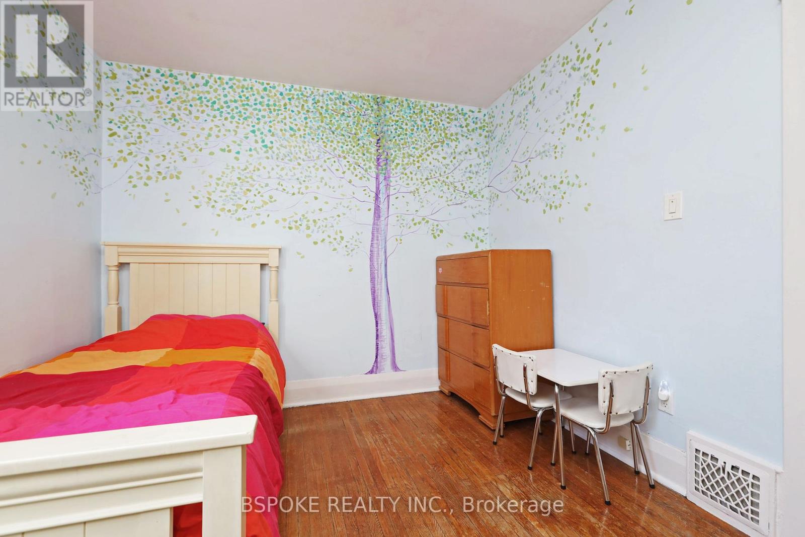 139 Greenwood Avenue, Toronto, Ontario  M4L 2P8 - Photo 12 - E12838958