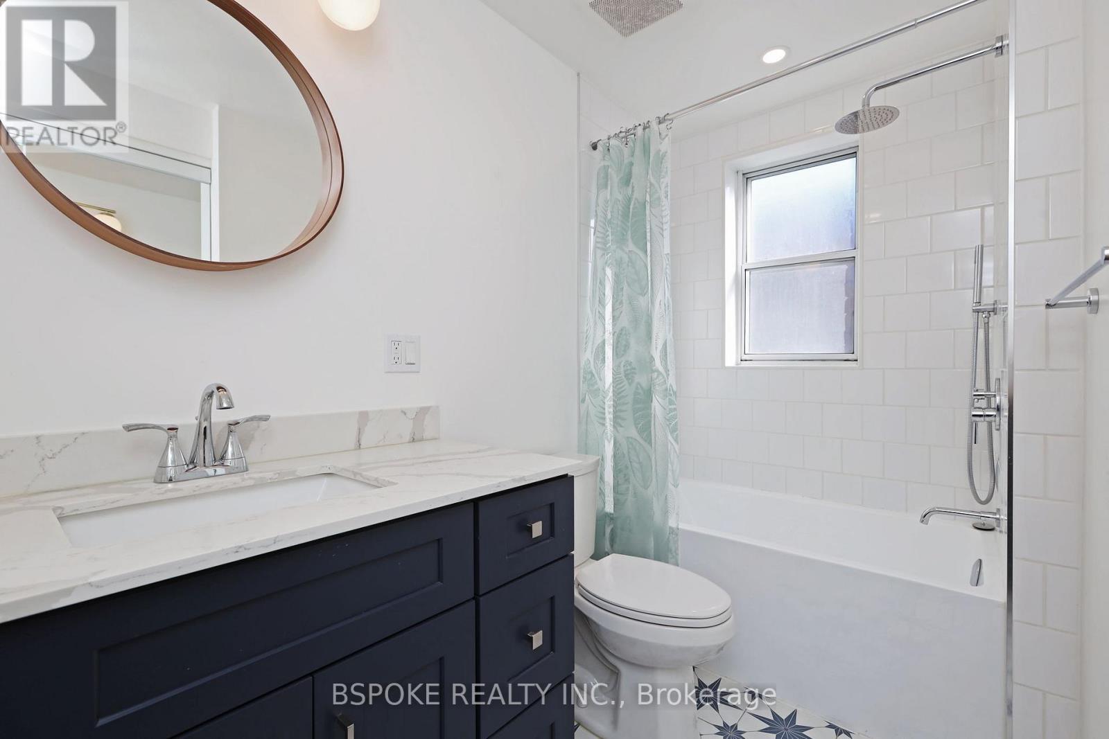 139 Greenwood Avenue, Toronto, Ontario  M4L 2P8 - Photo 14 - E12838958