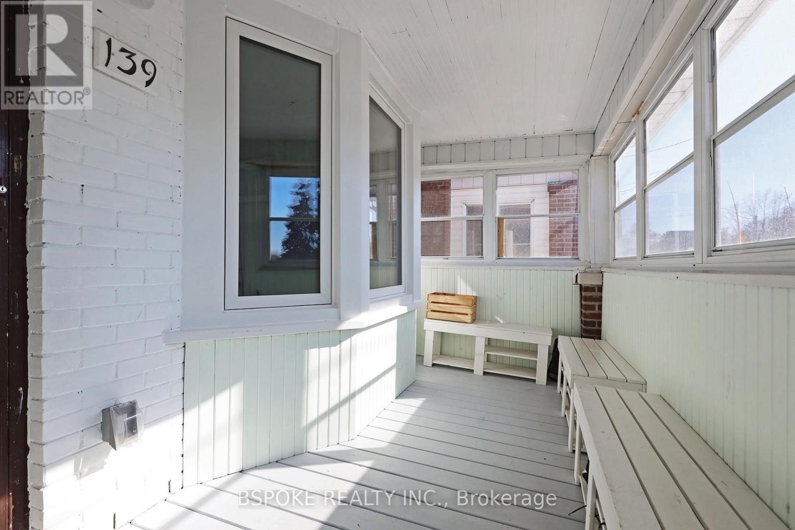 139 Greenwood Avenue, Toronto, Ontario  M4L 2P8 - Photo 2 - E12838958