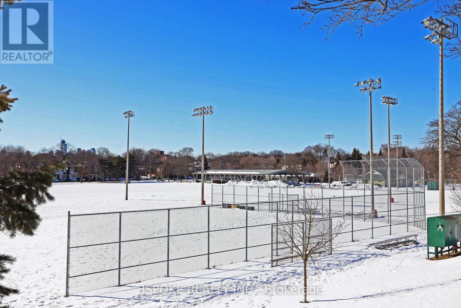 139 Greenwood Avenue, Toronto, Ontario  M4L 2P8 - Photo 24 - E12838958