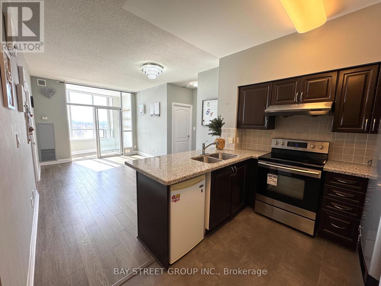 Ph05 - 7373 Kennedy Road, Markham, Ontario  L3R 1H6 - Photo 2 - N12838690
