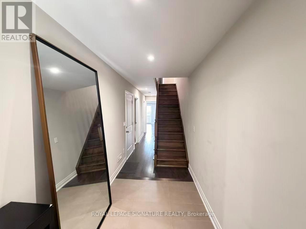 38 MCGURRAN LANE, Richmond Hill, Ontario