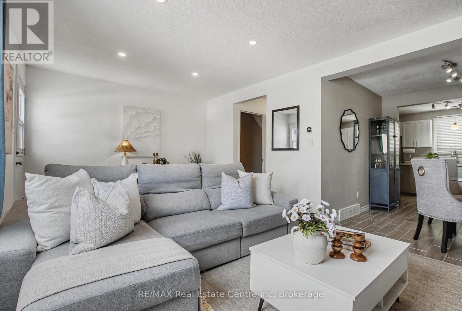 175 Cedar Street, Cambridge, Ontario  N1S 4X9 - Photo 5 - X12838884