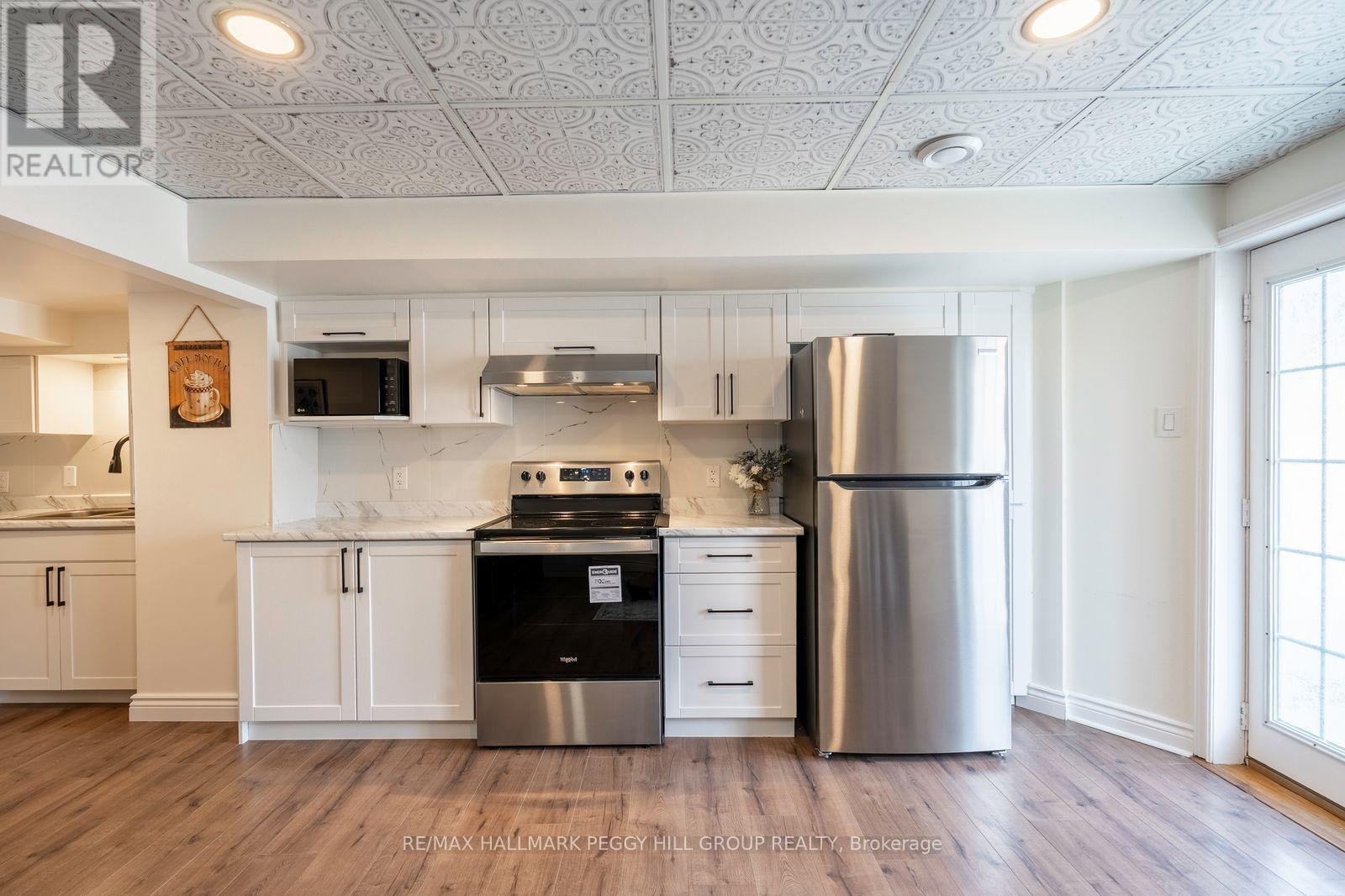 12 Cuthbert Street, Barrie (Ardagh), Ontario  L4N 6X7 - Photo 14 - S12838866