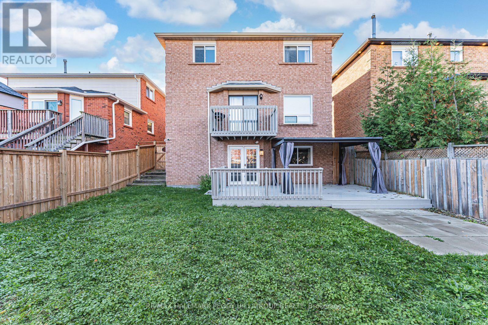 12 Cuthbert Street, Barrie (Ardagh), Ontario  L4N 6X7 - Photo 18 - S12838866