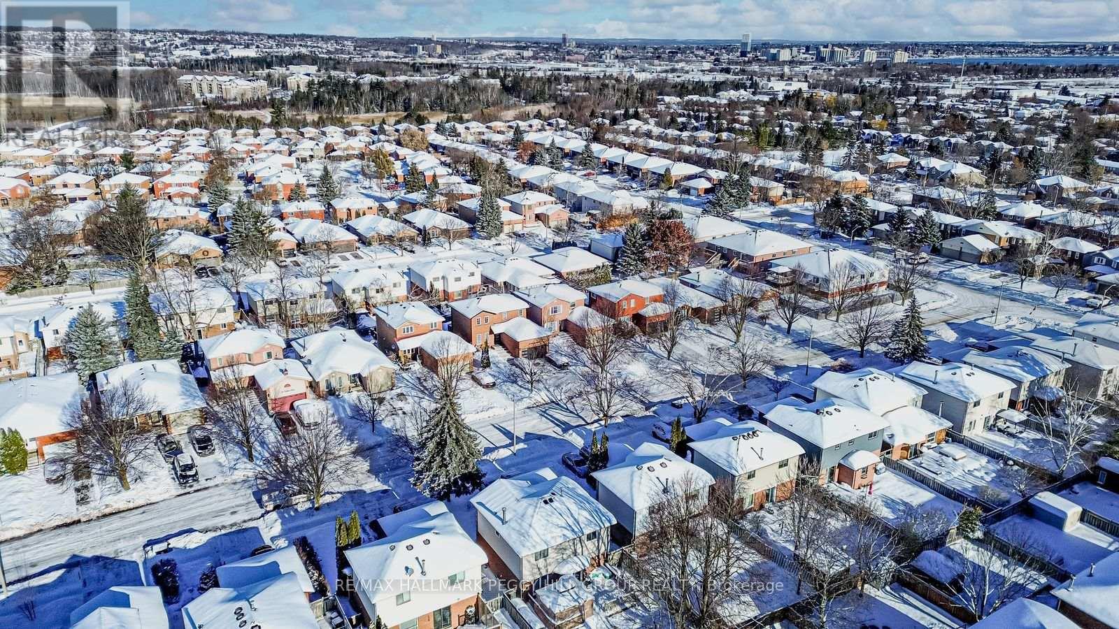 12 Cuthbert Street, Barrie (Ardagh), Ontario  L4N 6X7 - Photo 20 - S12838866