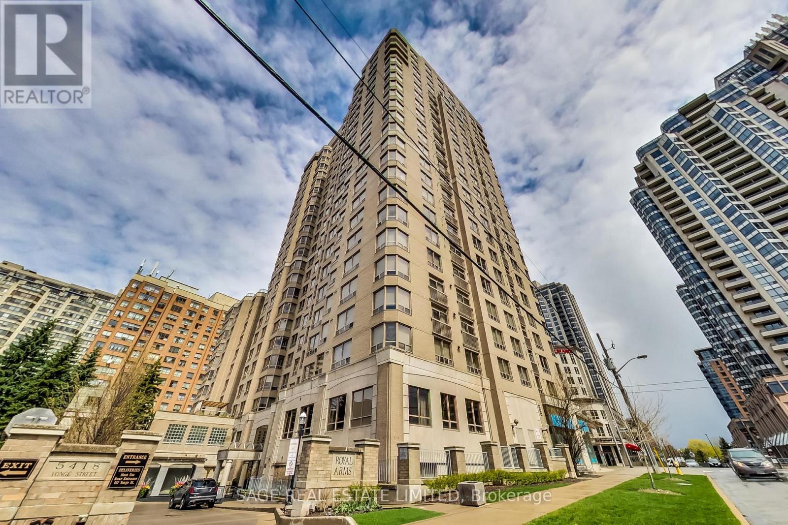 2105 - 5418 Yonge Street, Toronto, Ontario  M2N 6X4 - Photo 2 - C12838748